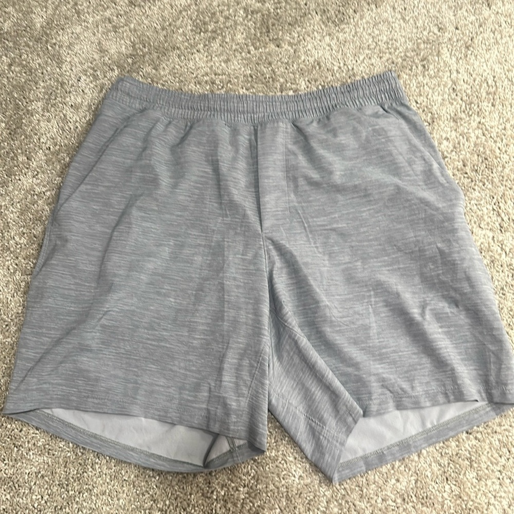 Men’s lululemon shorts